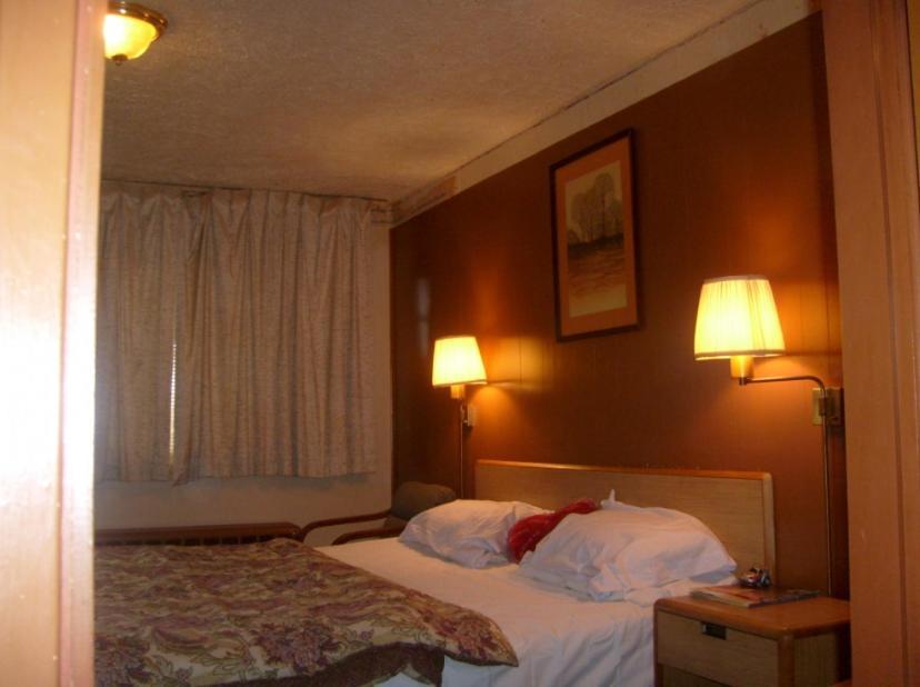 Rochester Motel Room photo